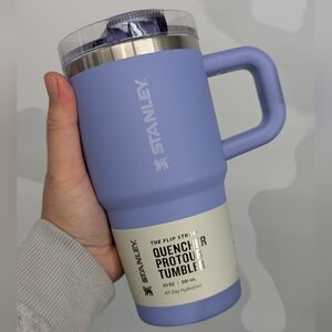 new Stanley water cup Hydrangea ProTour Flip Straw Tumbler 20 oz anti spill